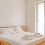 Rent 1 bedroom apartment of 52 m² in milan