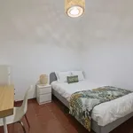 Rent a room in lisbon