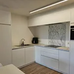 Appartement de 85 m² avec 2 chambre(s) en location à Genk