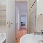 Rent 4 bedroom apartment of 65 m² in Berlin