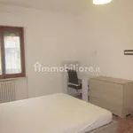 Affitto 3 camera appartamento di 80 m² in Perugia