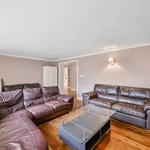 Rent 2 bedroom flat in London