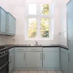 Rent 2 bedroom flat in South East England