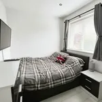 Rent 4 bedroom house in West Midlands