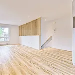 3 bedroom apartment of 979 sq. ft in Montreal