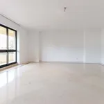 Rent 3 bedroom apartment in Lisbon