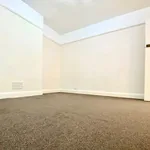 Rent 3 bedroom apartment in South East England