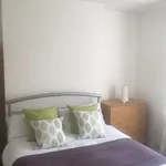 Rent 4 bedroom house in West Midlands