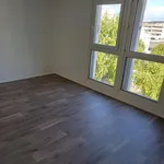 Appartement de 87 m² avec 3 chambre(s) en location à L' Isle-d'Abeau