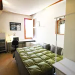 Rent 1 bedroom apartment of 90 m² in barcelona