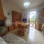 Rent 5 bedroom house of 200 m² in Grutti