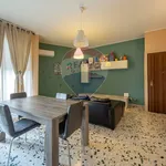 Rent 3 bedroom apartment of 70 m² in 18
 
 Valverde