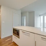 Appartement de 1689 m² avec 3 chambre(s) en location à Edmonton