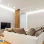 Rent 4 bedroom apartment of 70 m² in Milan