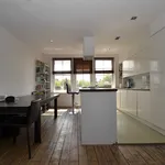 Rent 2 bedroom house in London