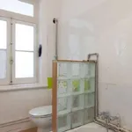 Rent a room in lisbon