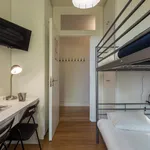 Rent 6 bedroom apartment in Lisbon