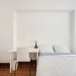 Rent a room in lisbon