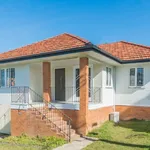 Rent 3 bedroom house in Wavell Heights