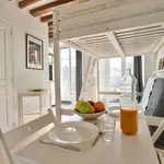 Rent 1 bedroom apartment of 18 m² in Paris