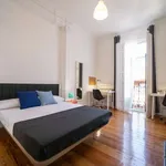 Rent a room of 274 m² in madrid