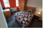 Large Ensuite room with Shared Kitchen - C (Has an Apartment)