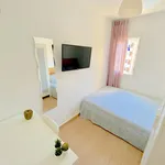 Alquilar 4 dormitorio apartamento en Seville