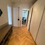 Rent 5 bedroom apartment of 115 m² in Paris