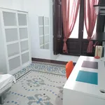 Rent 10 bedroom house in Valencia