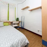 Rent a room of 90 m² in madrid