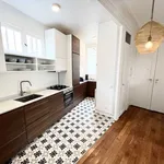 Rent 4 bedroom apartment of 90 m² in Paris