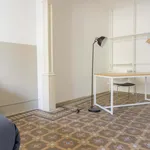 Rent a room of 211 m² in Barcelona