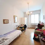 Rent 4 bedroom apartment of 90 m² in Firenze