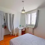 Rent 4 bedroom apartment of 53 m² in Lyon