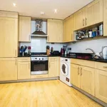 Rent 4 bedroom apartment in Torquay