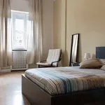 Rent a room in milan