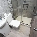 Rent 5 bedroom flat in Birmingham