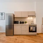 Rent 4 bedroom apartment of 50 m² in Berlin