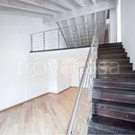 Rent 5 bedroom apartment of 184 m² in Genova