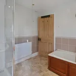 Rent 4 bedroom house in East Staffordshire