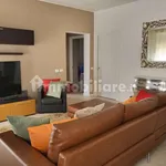 Rent 4 bedroom house of 120 m² in Modena