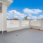 Rent 3 bedroom apartment in Lake Illawarra