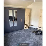 Rent 3 bedroom house in East Midlands