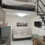 Rent 1 bedroom apartment of 50 m² in napoli