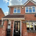 Rent 3 bedroom apartment in West Midlands