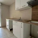 Rent 4 bedroom house of 90 m² in Montrabé