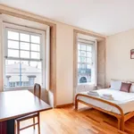 Rent 1 bedroom apartment in Porto