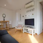 Rent 2 bedroom apartment of 60 m² in barcelona