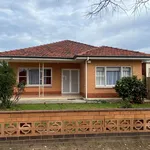 Rent 4 bedroom house in West Hindmarsh