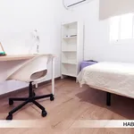 Rent 3 bedroom apartment in Seville